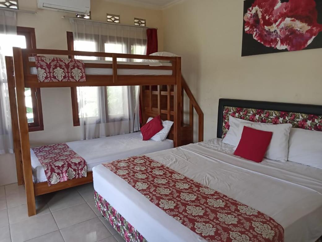 Rosella Cottages - Homestay - Джокьякарта Экстерьер фото