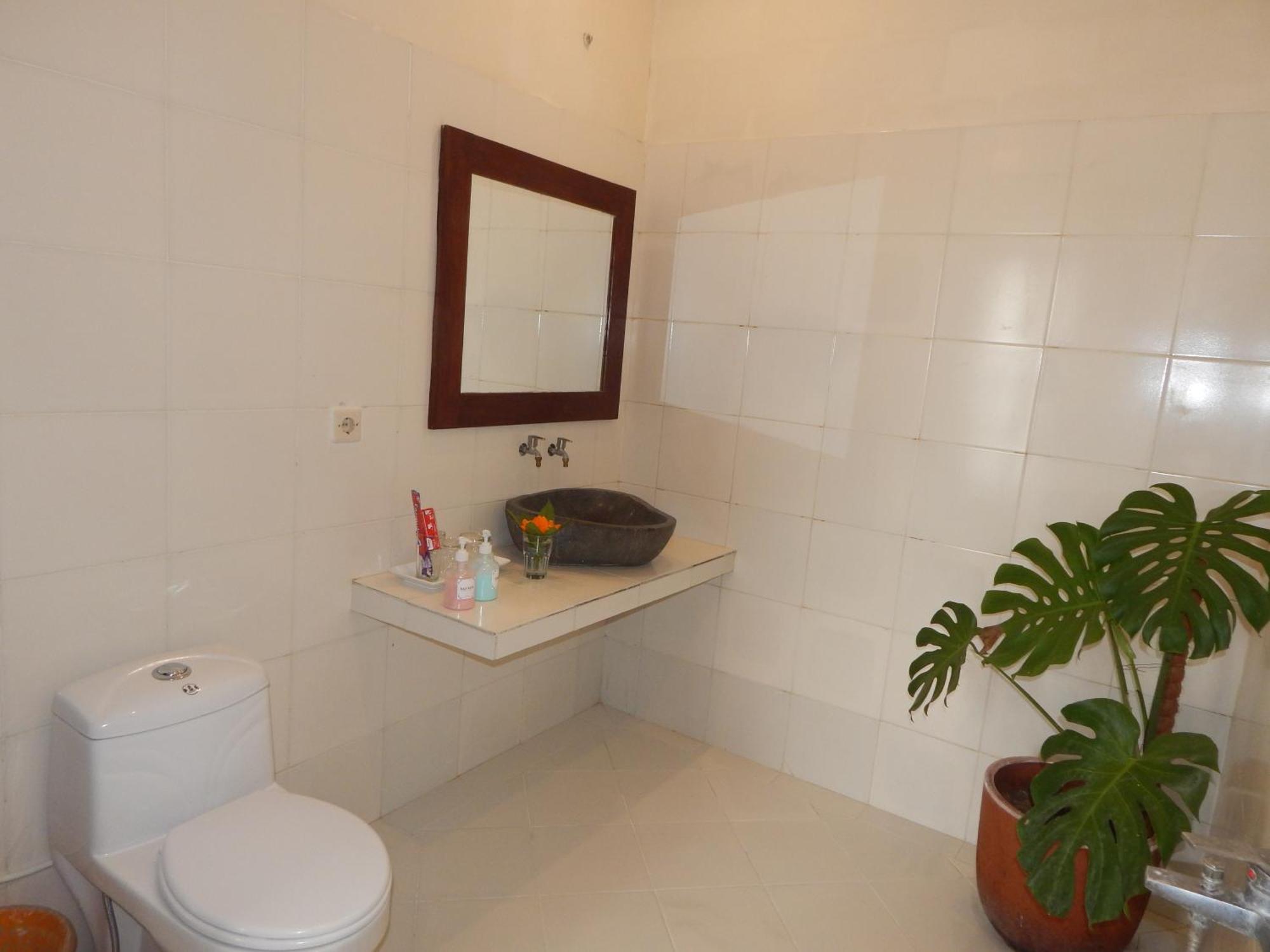 Rosella Cottages - Homestay - Джокьякарта Экстерьер фото
